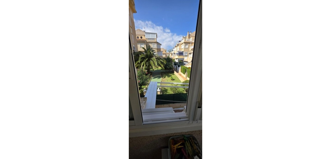 Venta - Apartamento / piso -
Torrevieja - La Mata