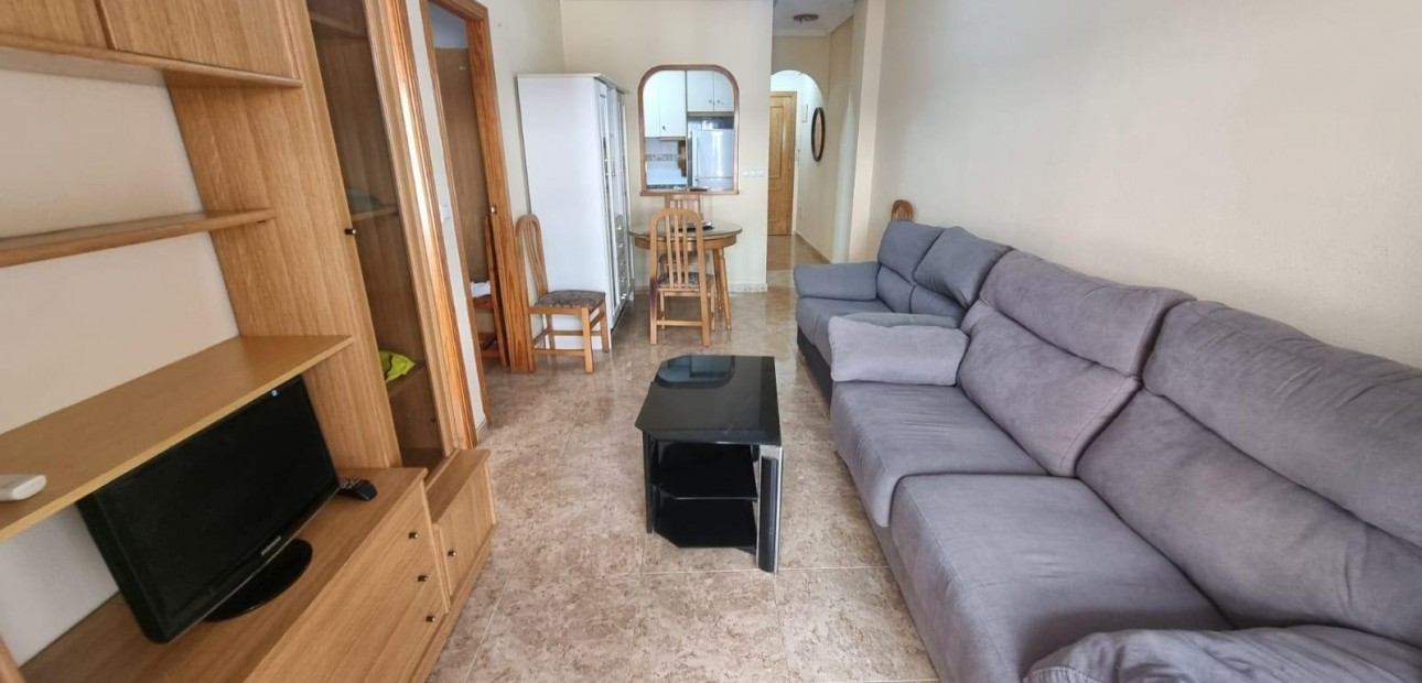 Herverkoop - Appartement / flat -
Torrevieja - Acequion