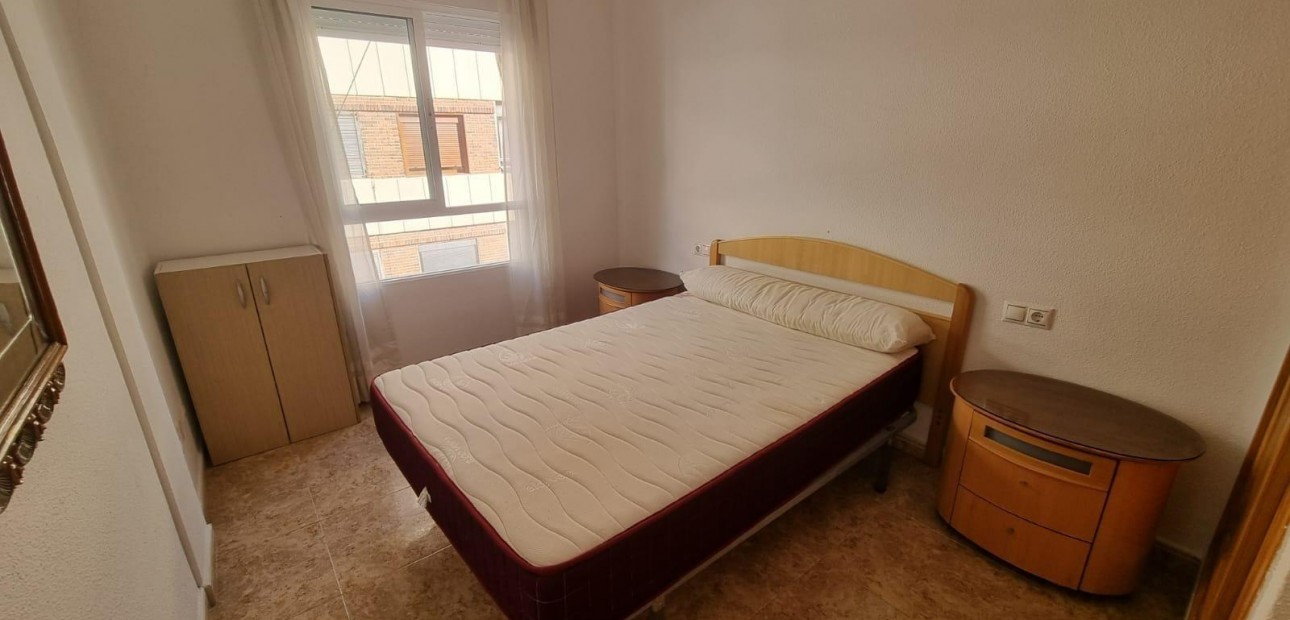 Herverkoop - Appartement / flat -
Torrevieja - Acequion