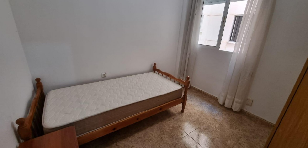 Herverkoop - Appartement / flat -
Torrevieja - Acequion