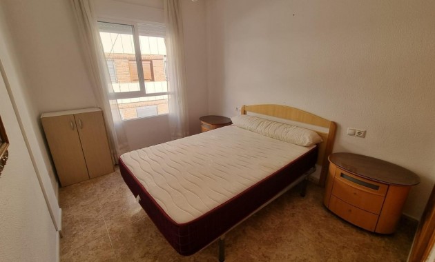 Herverkoop - Appartement / flat -
Torrevieja - Acequion