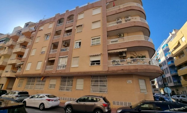 Herverkoop - Appartement / flat -
Torrevieja - Acequion