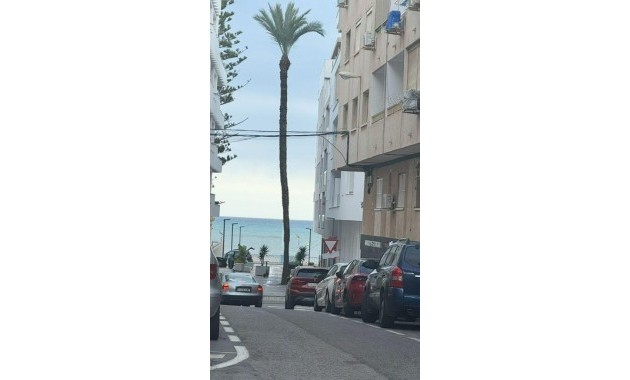 Venta - Apartamento / piso -
Torrevieja - Centro