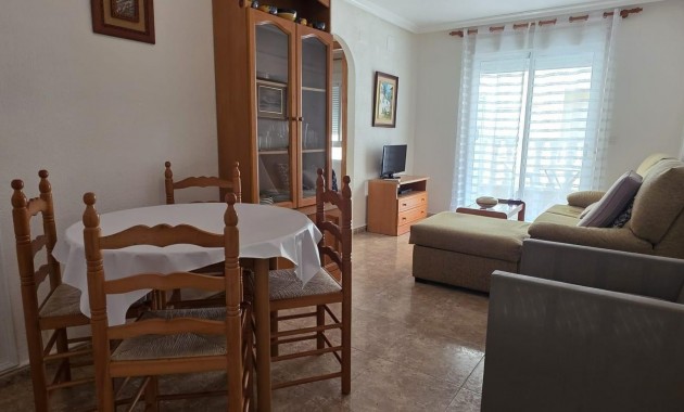 Venta - Apartamento / piso -
Torrevieja - Centro