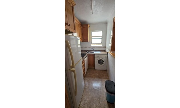 Venta - Apartamento / piso -
Torrevieja - Centro