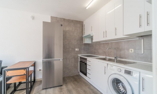 Sale - Bungalow -
Torrevieja - Los balcones