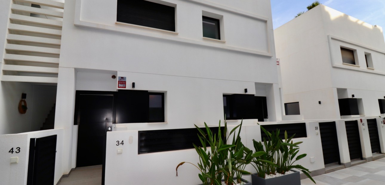 Venta - Apartamento / piso -
Guardamar del Segura - Guardamar De La Segura