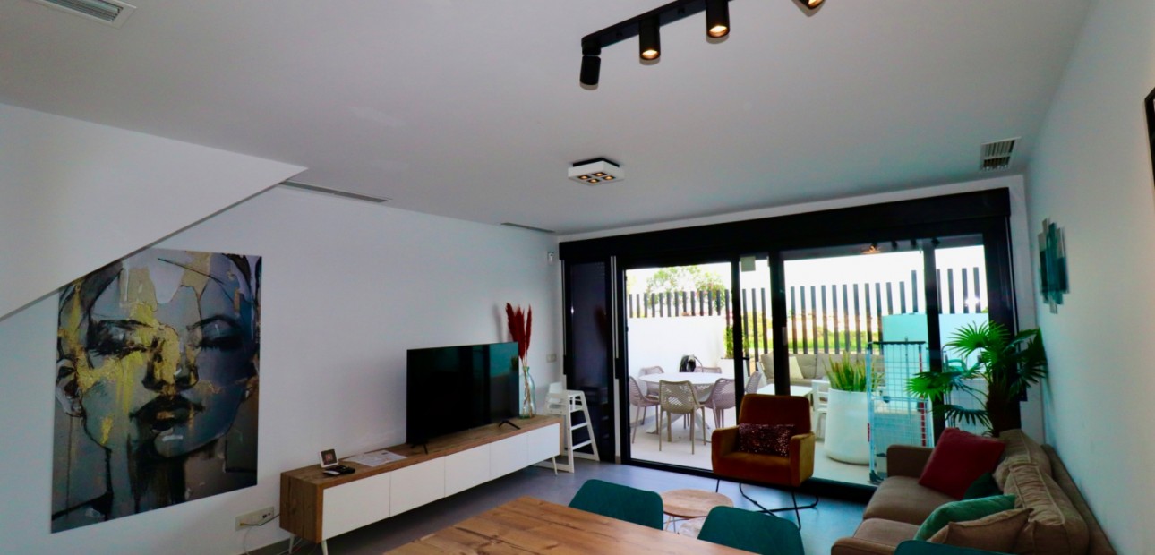 Venta - Apartamento / piso -
Guardamar del Segura - Guardamar De La Segura