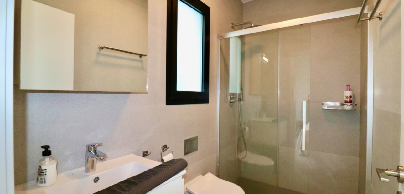 Venta - Apartamento / piso -
Guardamar del Segura - Guardamar De La Segura