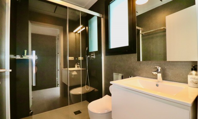 Venta - Apartamento / piso -
Guardamar del Segura - Guardamar De La Segura