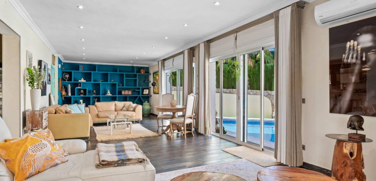 Sale - Villa -
Algorfa - Castillo de montemar