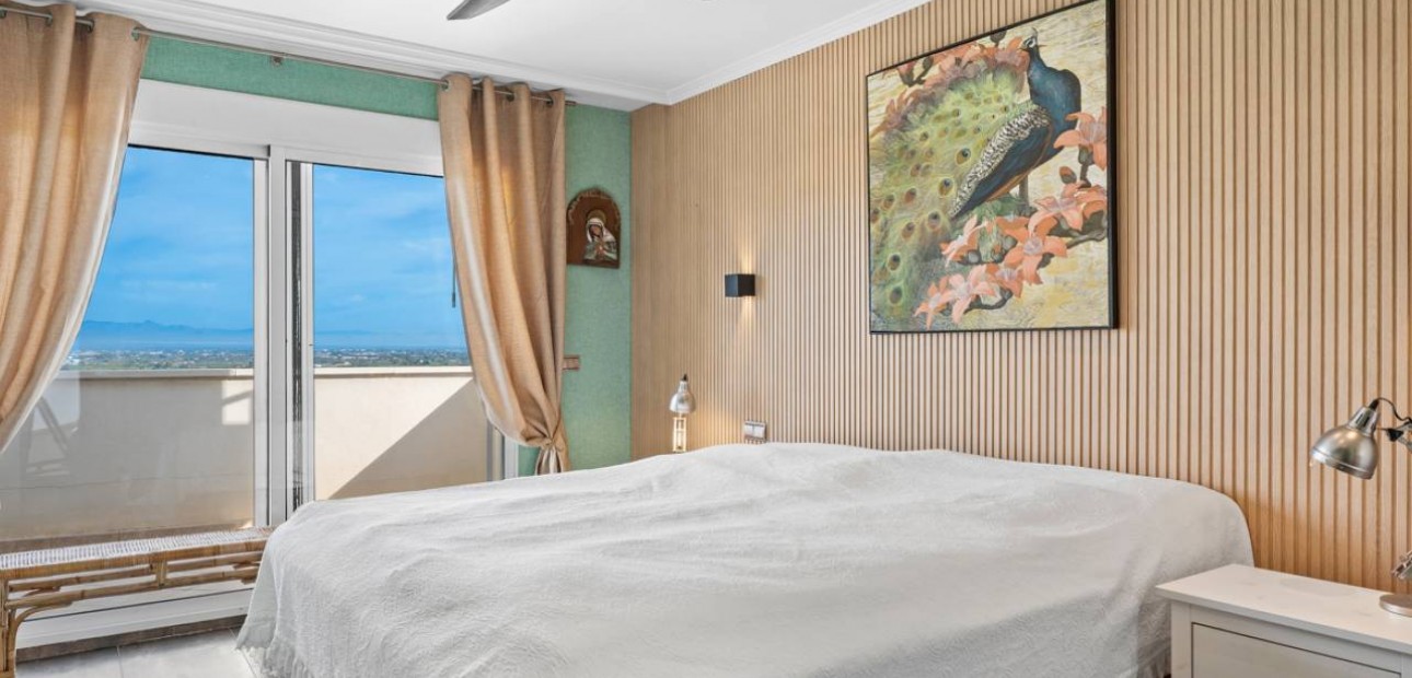 Sale - Villa -
Algorfa - Castillo de montemar