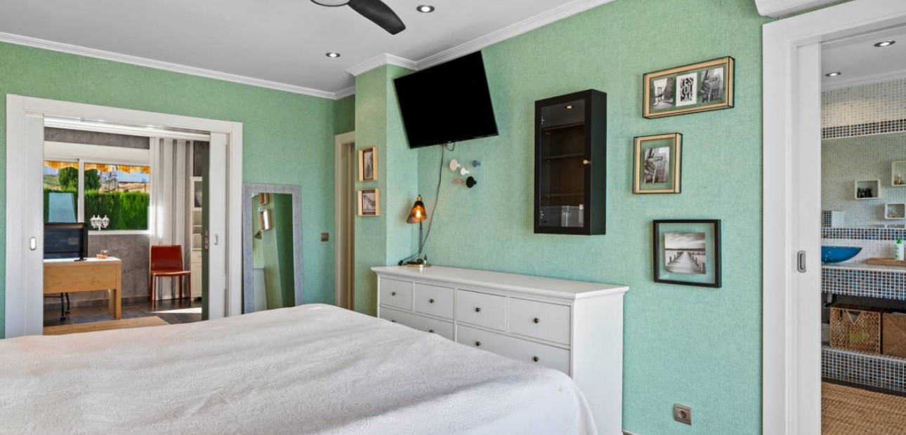 Sale - Villa -
Algorfa - Castillo de montemar