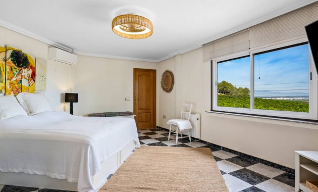 Sale - Villa -
Algorfa - Castillo de montemar