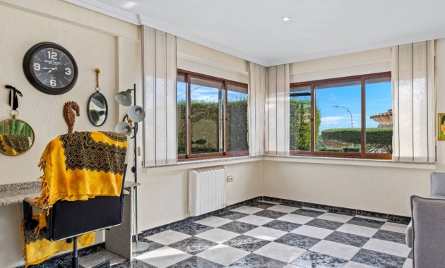 Sale - Villa -
Algorfa - Castillo de montemar