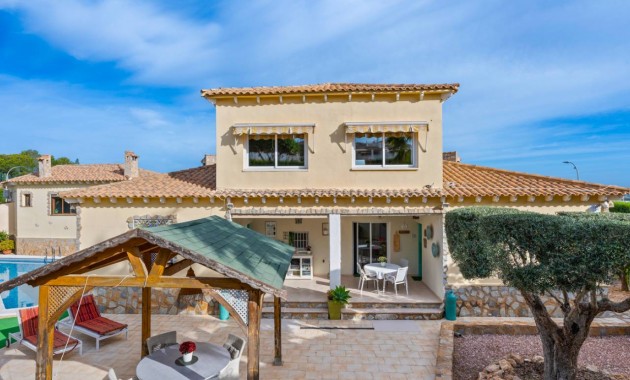 Sale - Villa -
Algorfa - Castillo de montemar