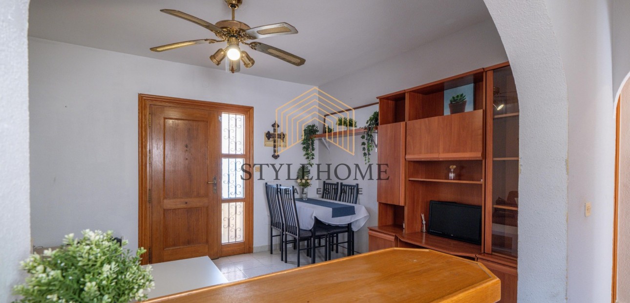 Venta - Bungalow -
Torrevieja - El chaparral