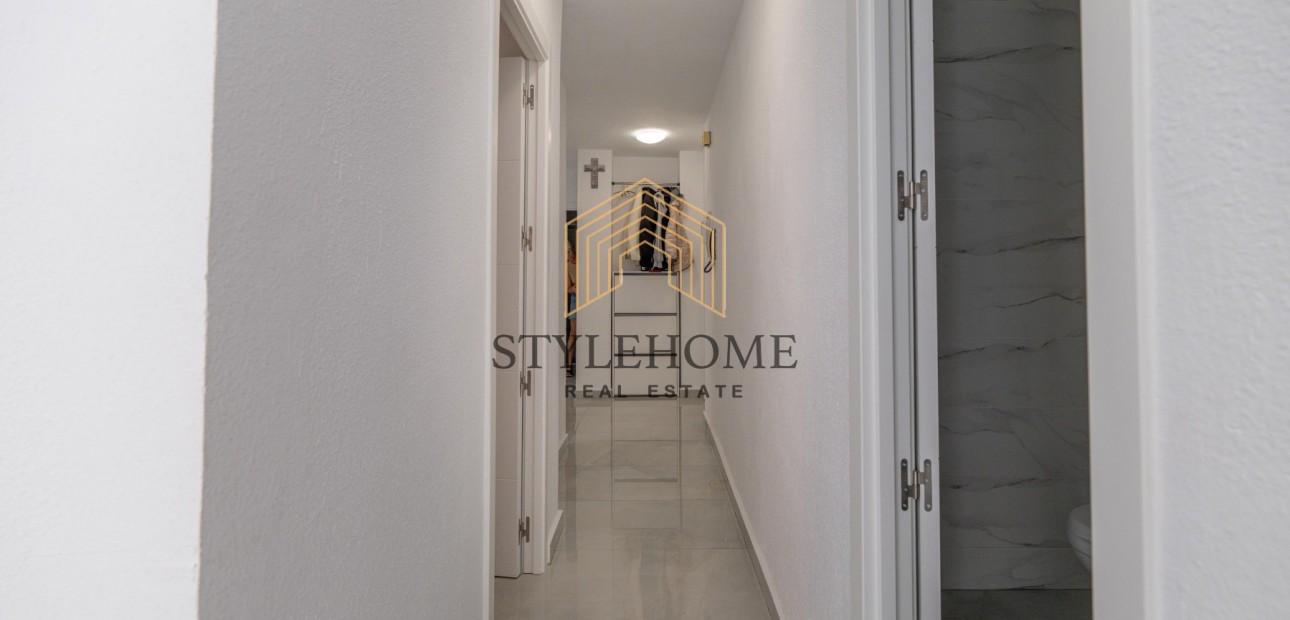 Herverkoop - 1. Apartment / flat -
Torrevieja - El Acequión - Los Náufragos