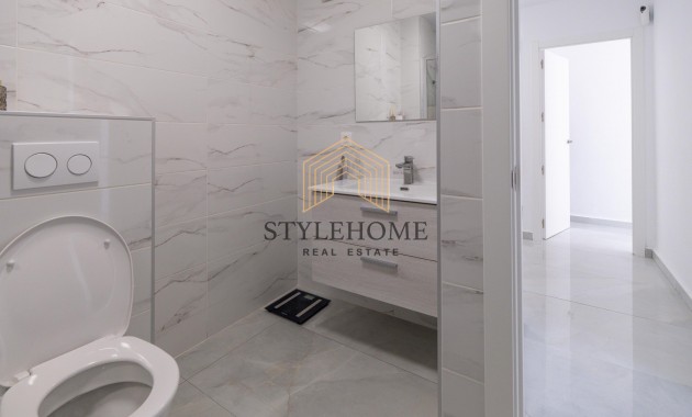 Herverkoop - 1. Apartment / flat -
Torrevieja - El Acequión - Los Náufragos