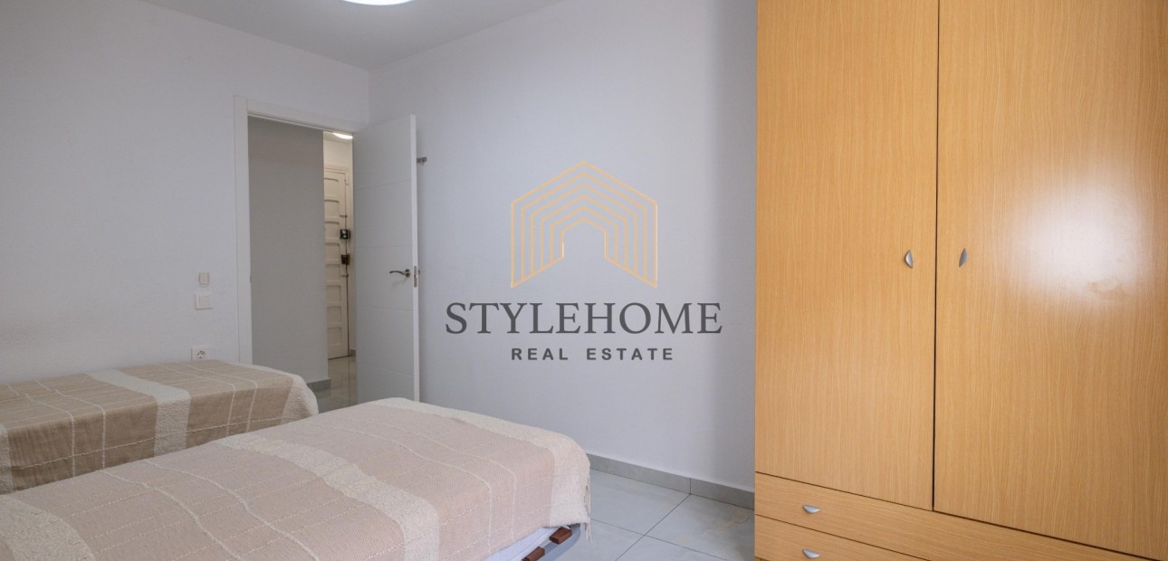 Herverkoop - 1. Apartment / flat -
Torrevieja - El Acequión - Los Náufragos