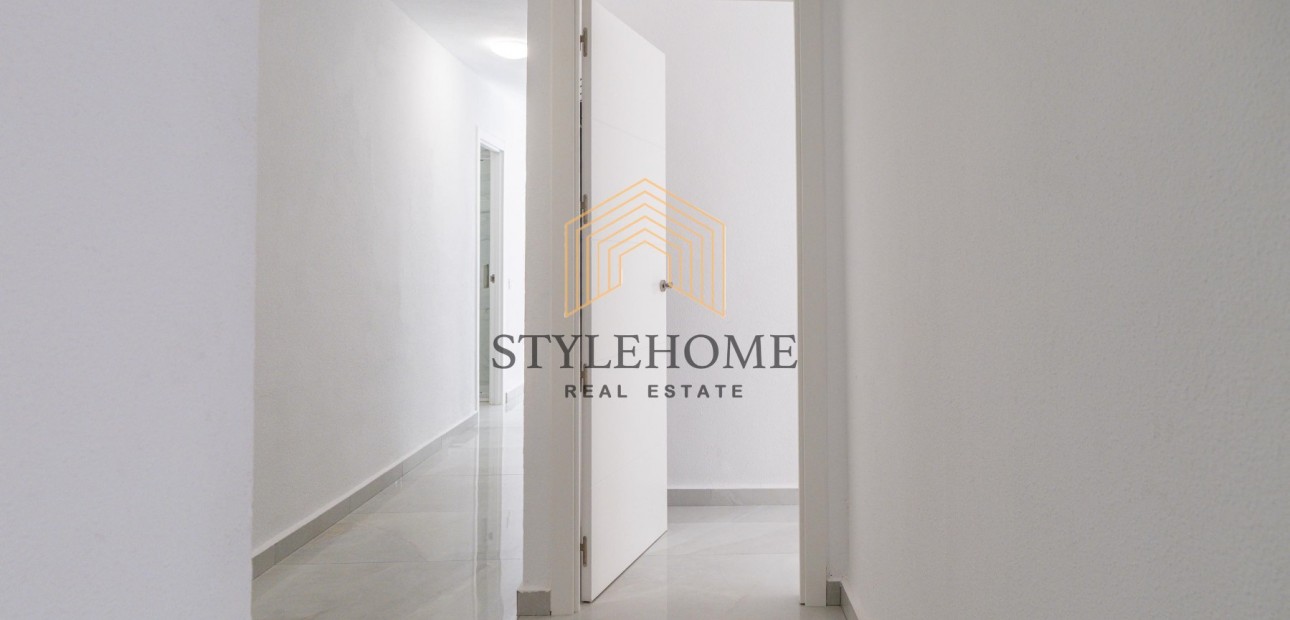 Herverkoop - 1. Apartment / flat -
Torrevieja - El Acequión - Los Náufragos