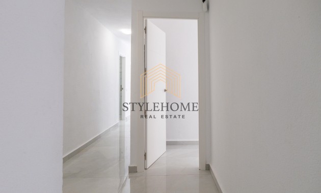 Herverkoop - 1. Apartment / flat -
Torrevieja - El Acequión - Los Náufragos