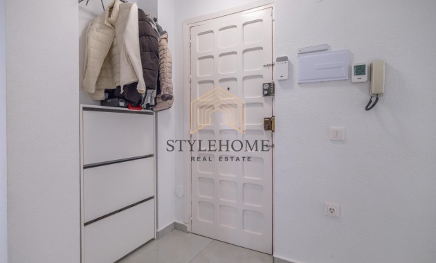 Herverkoop - 1. Apartment / flat -
Torrevieja - El Acequión - Los Náufragos