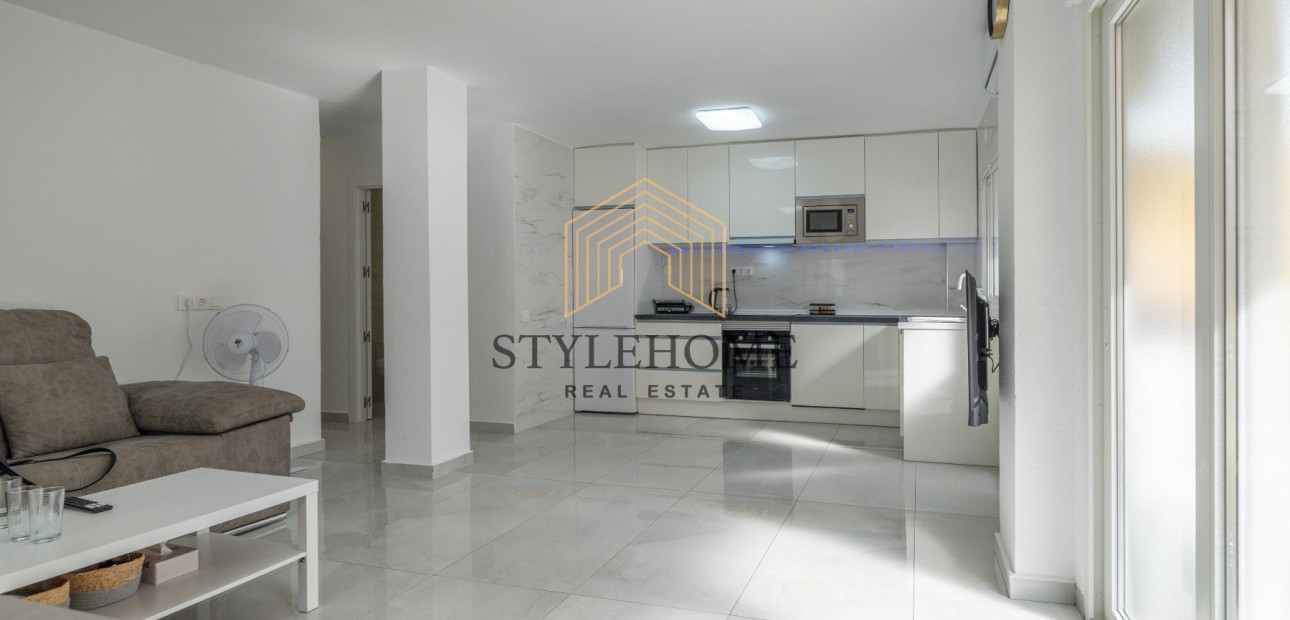 Herverkoop - 1. Apartment / flat -
Torrevieja - El Acequión - Los Náufragos