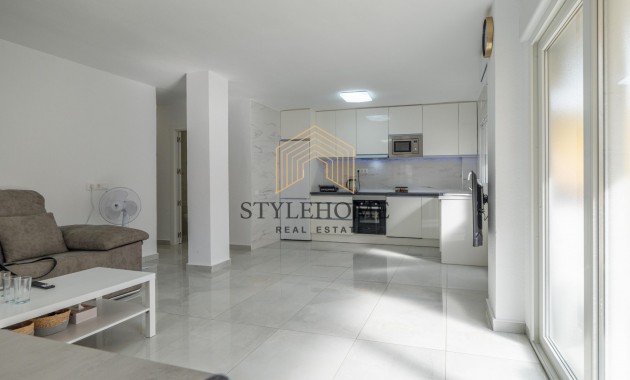 Herverkoop - 1. Apartment / flat -
Torrevieja - El Acequión - Los Náufragos