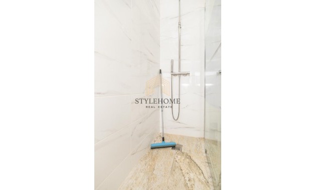 Herverkoop - 1. Apartment / flat -
Torrevieja - El Acequión - Los Náufragos