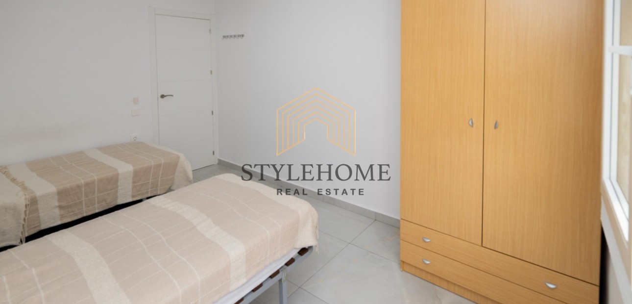 Herverkoop - 1. Apartment / flat -
Torrevieja - El Acequión - Los Náufragos