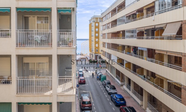 Herverkoop - 1. Apartment / flat -
Torrevieja - El Acequión - Los Náufragos