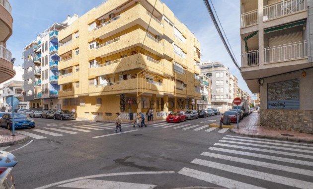 Herverkoop - 1. Apartment / flat -
Torrevieja - El Acequión - Los Náufragos