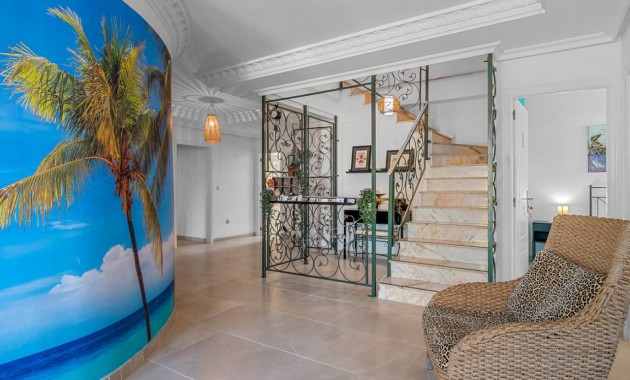 Herverkoop - Finca / Country Property -
Los Montesinos