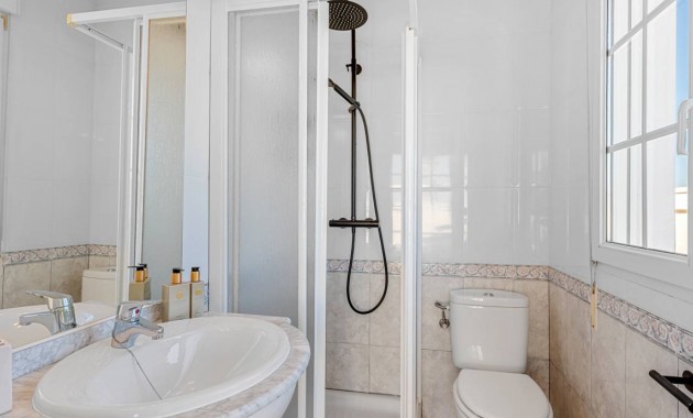 Herverkoop - Finca / Country Property -
Los Montesinos