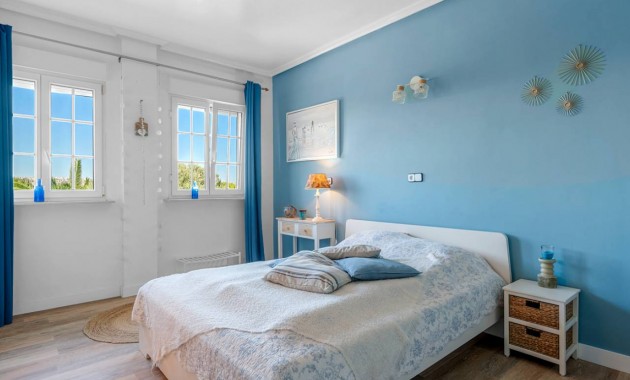 Herverkoop - Finca / Country Property -
Los Montesinos