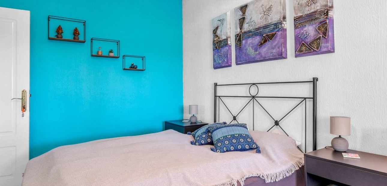 Herverkoop - Finca / Country Property -
Los Montesinos