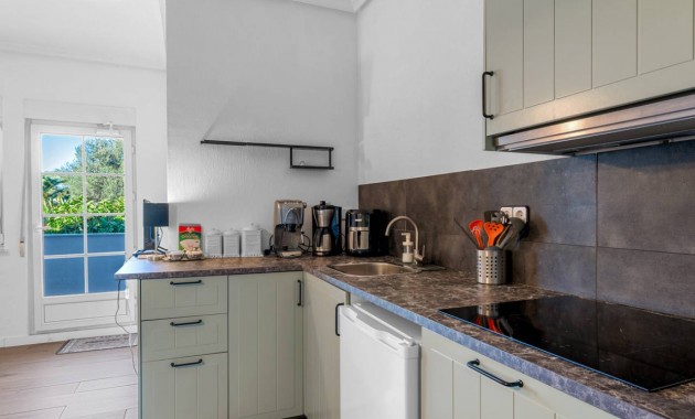 Herverkoop - Finca / Country Property -
Los Montesinos