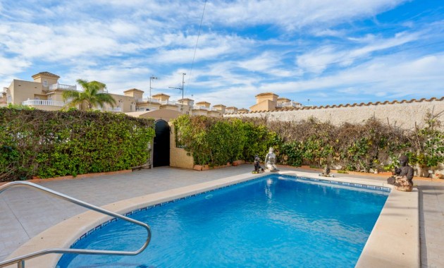 Venta - Villa -
Ciudad Quesada