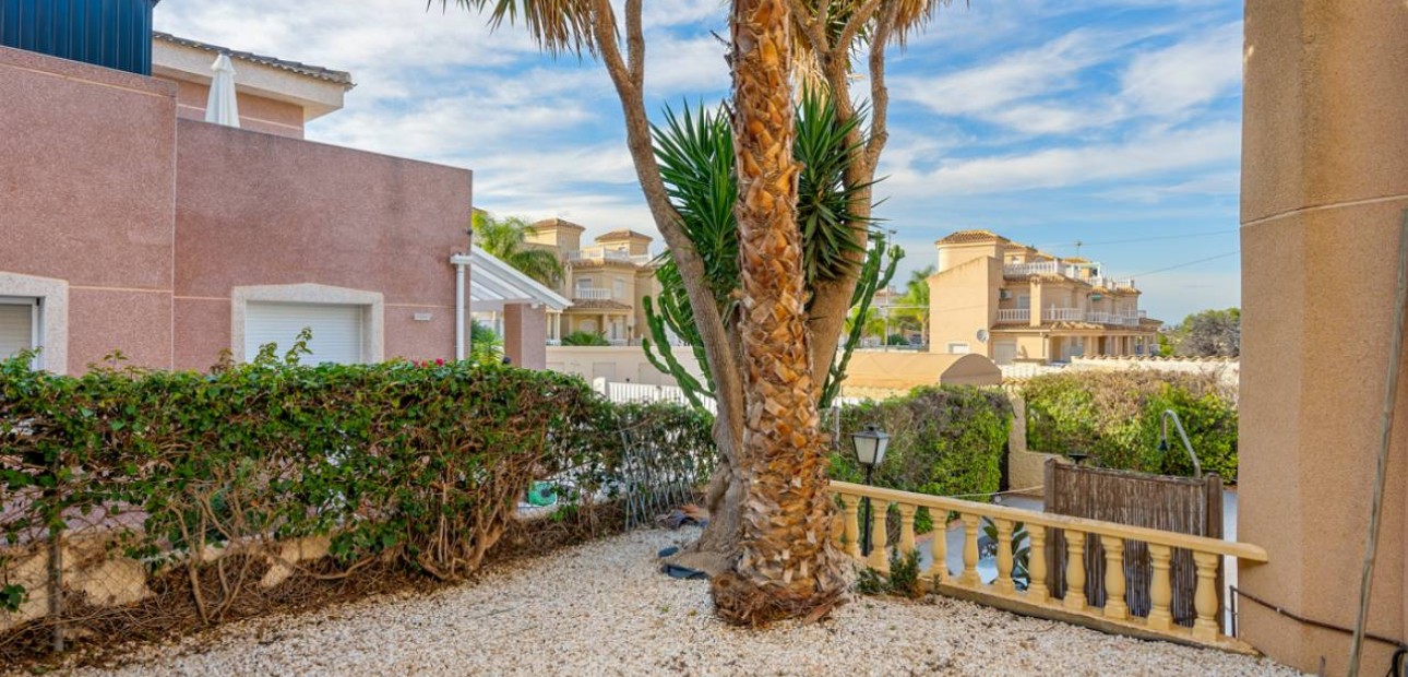 Venta - Villa -
Ciudad Quesada