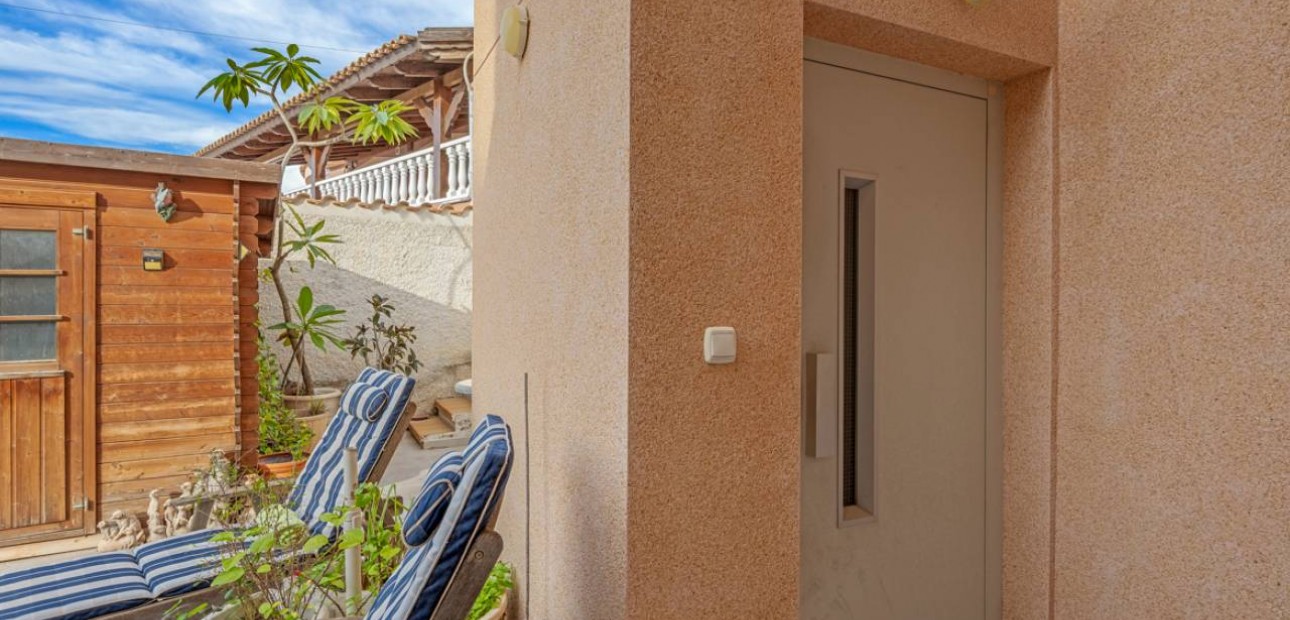 Venta - Villa -
Ciudad Quesada