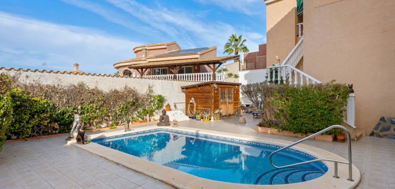 Venta - Villa -
Ciudad Quesada