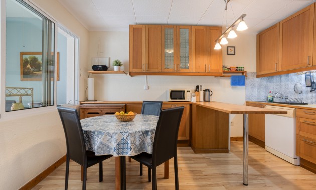 Herverkoop - Terraced house / Townhouse -
Torrevieja - La Siesta