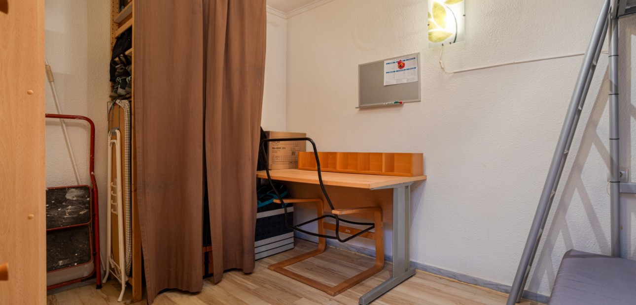 Herverkoop - Terraced house / Townhouse -
Torrevieja - La Siesta