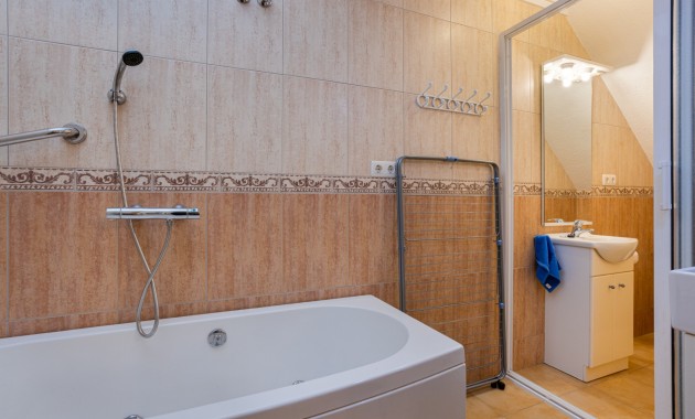 Herverkoop - Terraced house / Townhouse -
Torrevieja - La Siesta