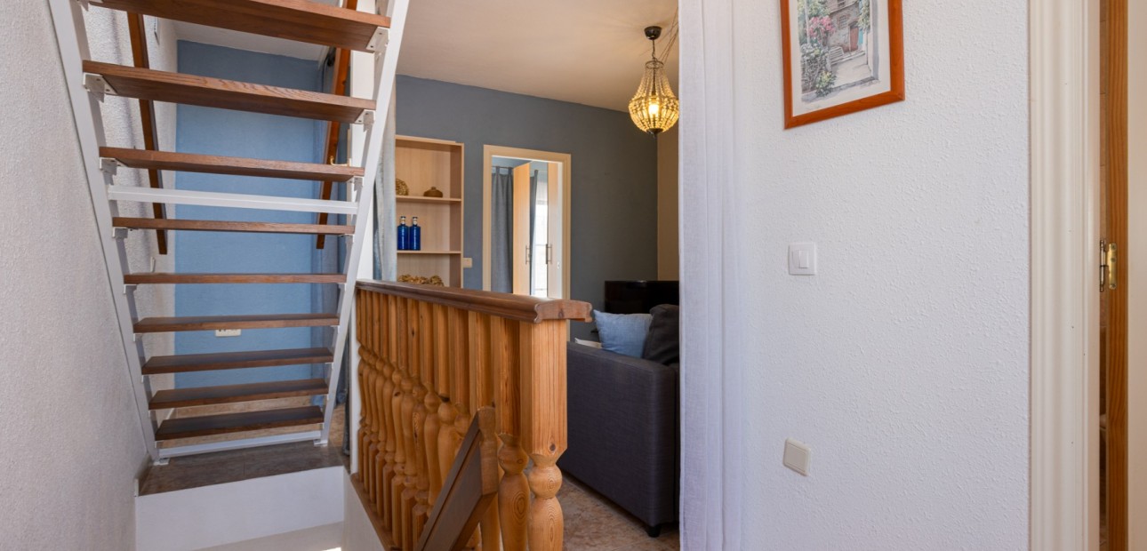 Herverkoop - Terraced house / Townhouse -
Torrevieja - La Siesta