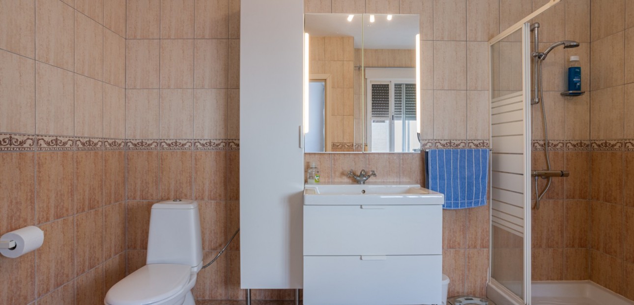 Herverkoop - Terraced house / Townhouse -
Torrevieja - La Siesta