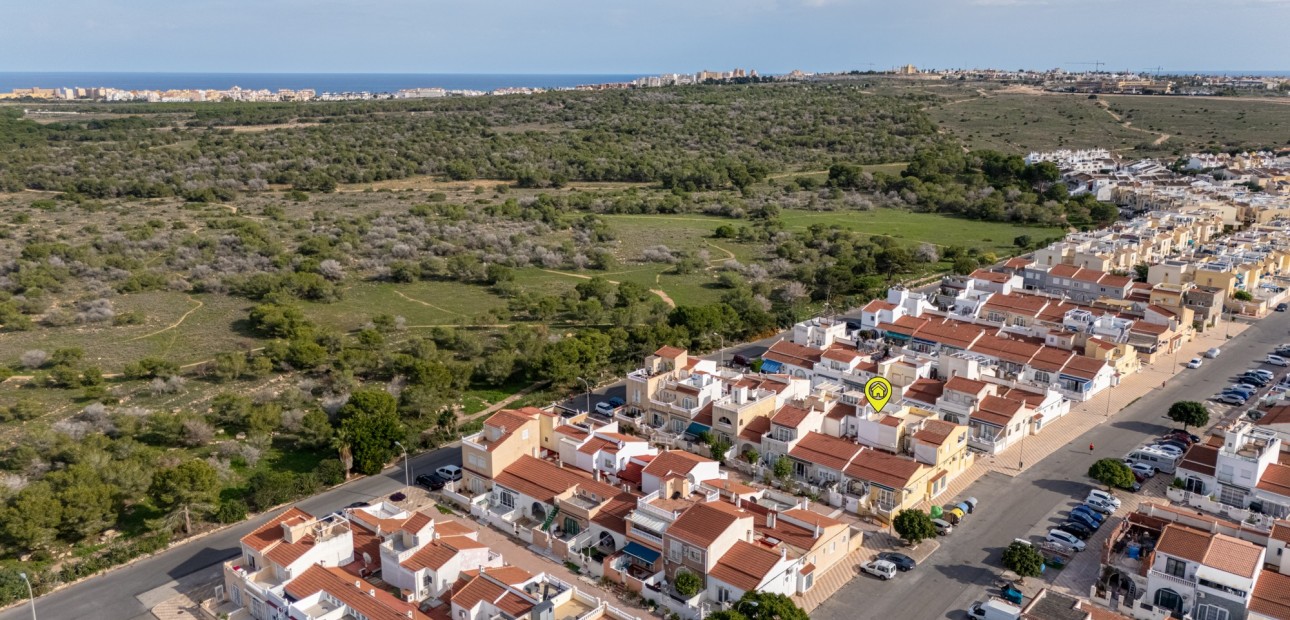 Herverkoop - Terraced house / Townhouse -
Torrevieja - La Siesta
