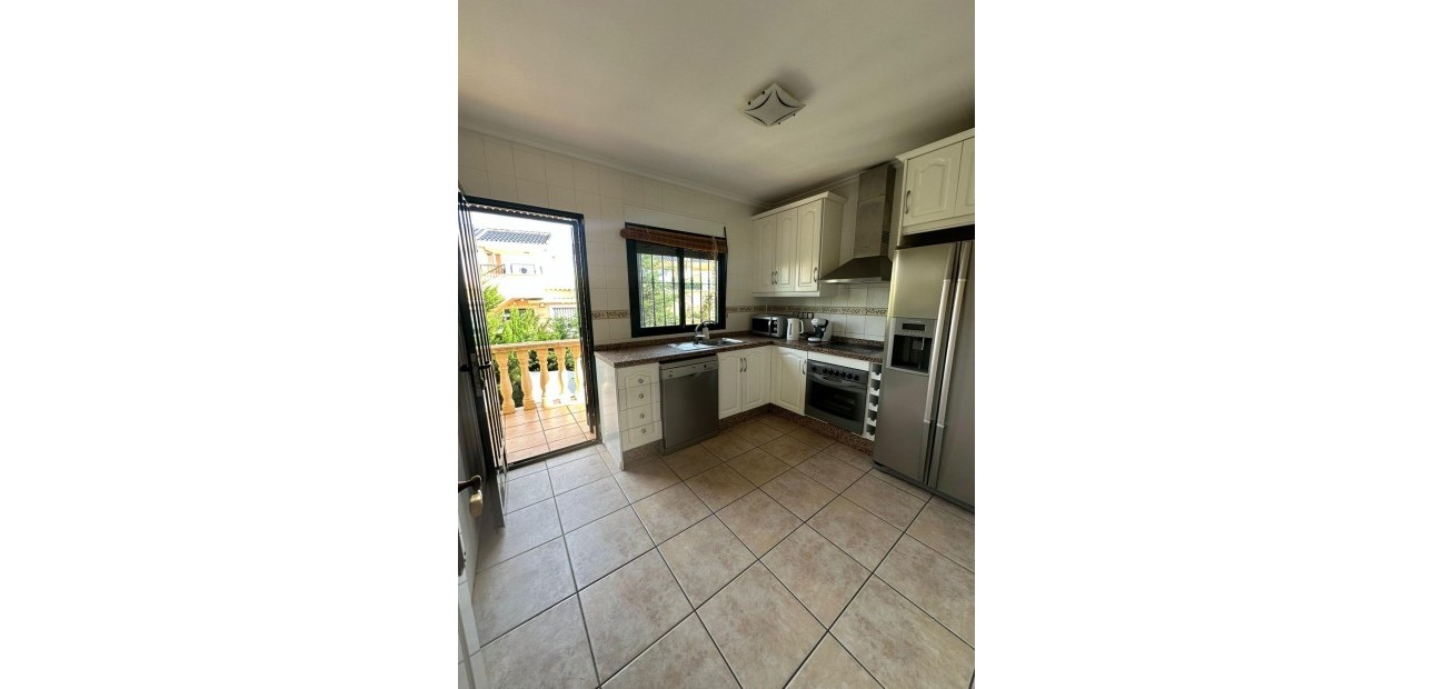 Herverkoop - Villa -
Orihuela Costa - La Regia