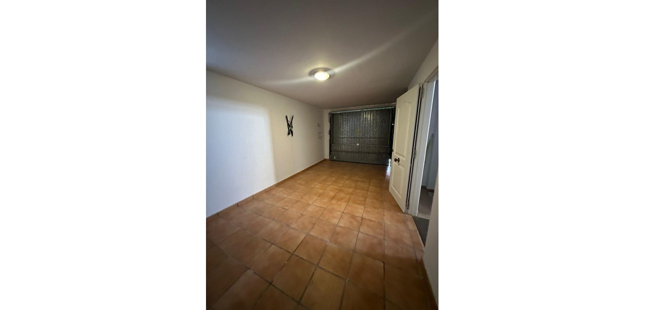 Herverkoop - Villa -
Orihuela Costa - La Regia